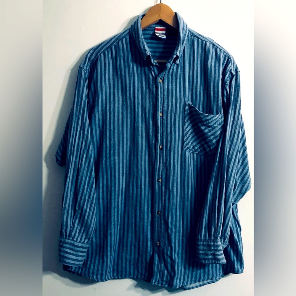 Men’s button down Flannel one side pocket shirt blue stripes. XL